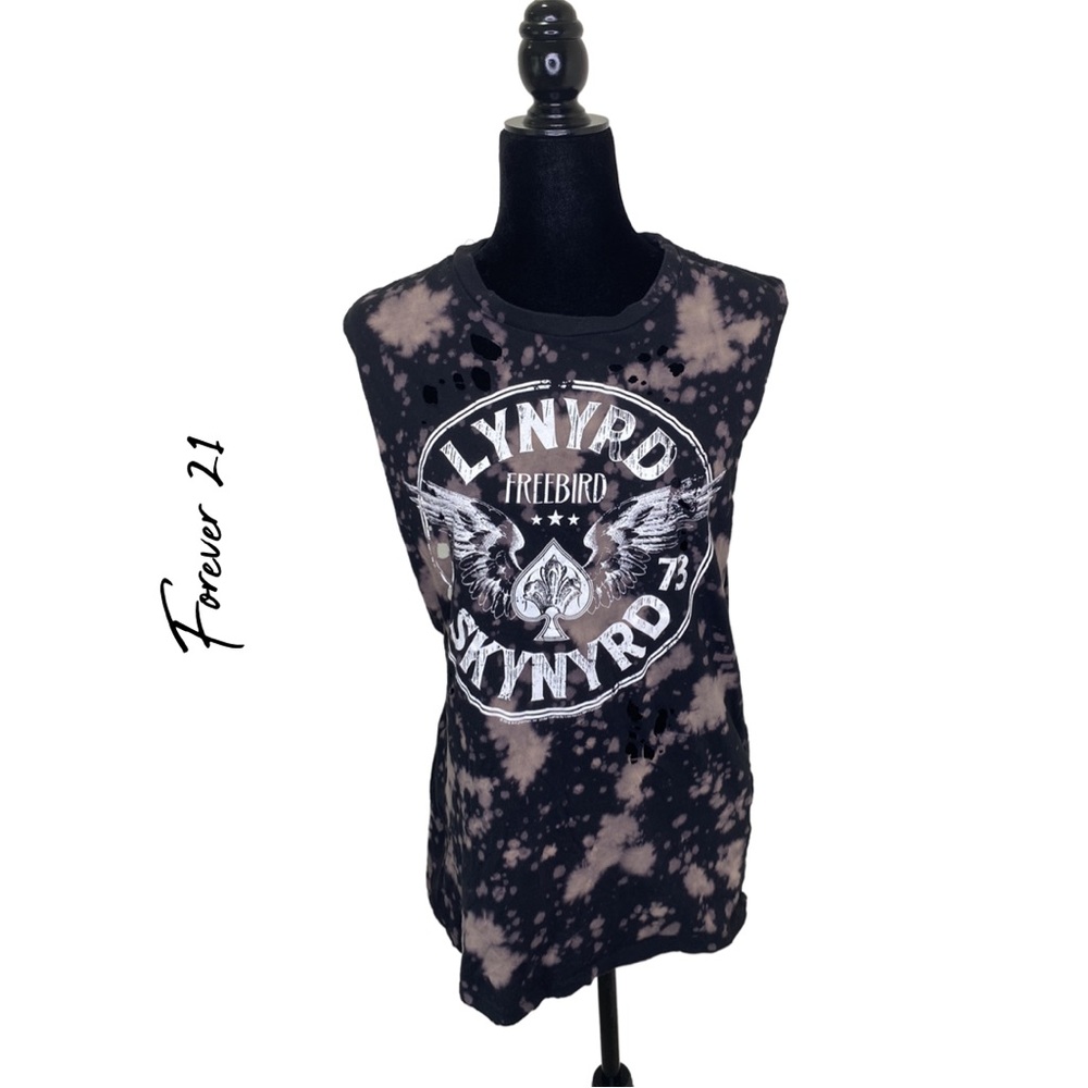 Forever 21 Distressed Concert Tank Size M